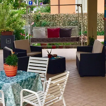 Argo Hotel 2*